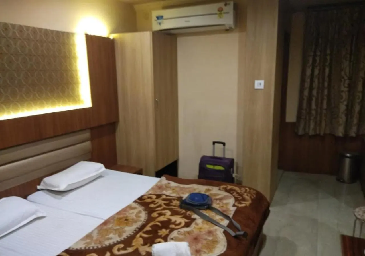 Rajmahal Hotel Varanasi 4*,  India